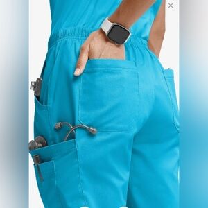 UA BUTTER-SOFT STRETCH WOMEN'S 10-POCKET DRAWSTRING SCRUB PANTS Small